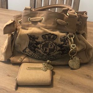 Juicy handbag and matching wallet, Tan velour